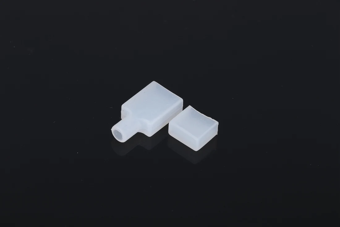 Zaślepka do koszulki silikonowej PRO SLIM SIDE 4mm kpl./ 2szt.