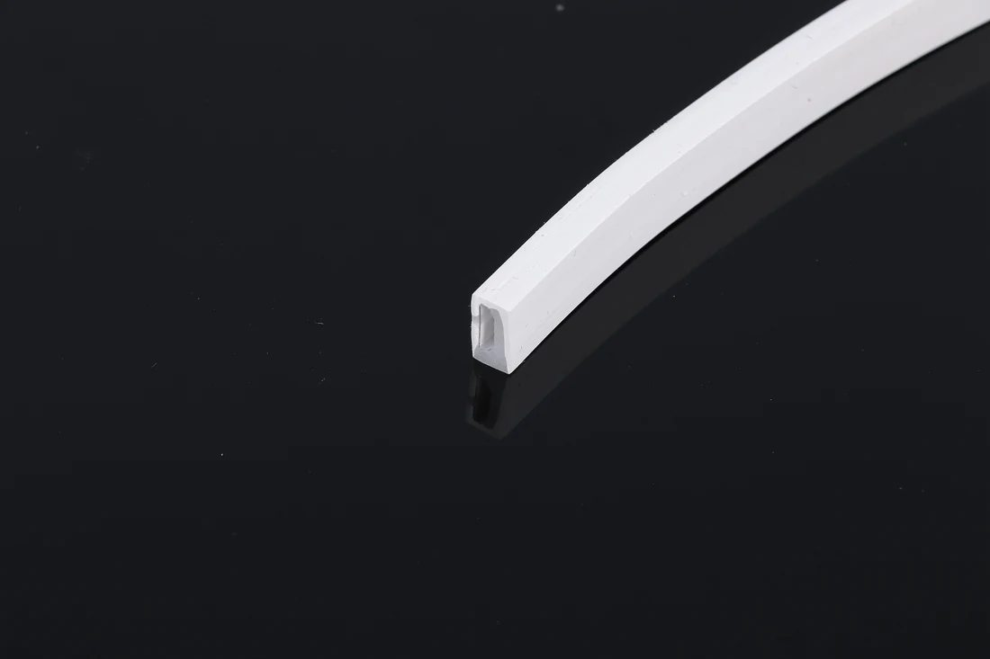 SLIM SIDE PRO — oryginalna fotografia koszulki i jej przekroju