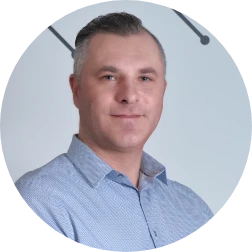 Adam Garbowski — Specjalista ds. sprzedaży B2B PRESCOT LED